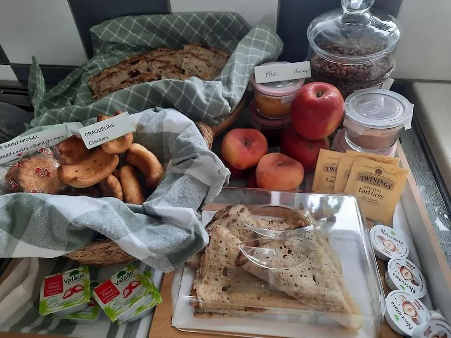 Gite 16 Personnes Pleine-Fougères Casa vacanze